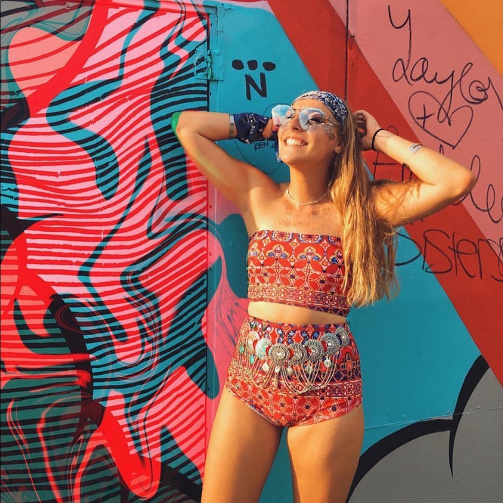 Rave with mi gente 2 piece set festivals, raving